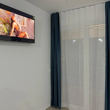 公寓 Andrras House Beachfront With Sea View Shëngjin